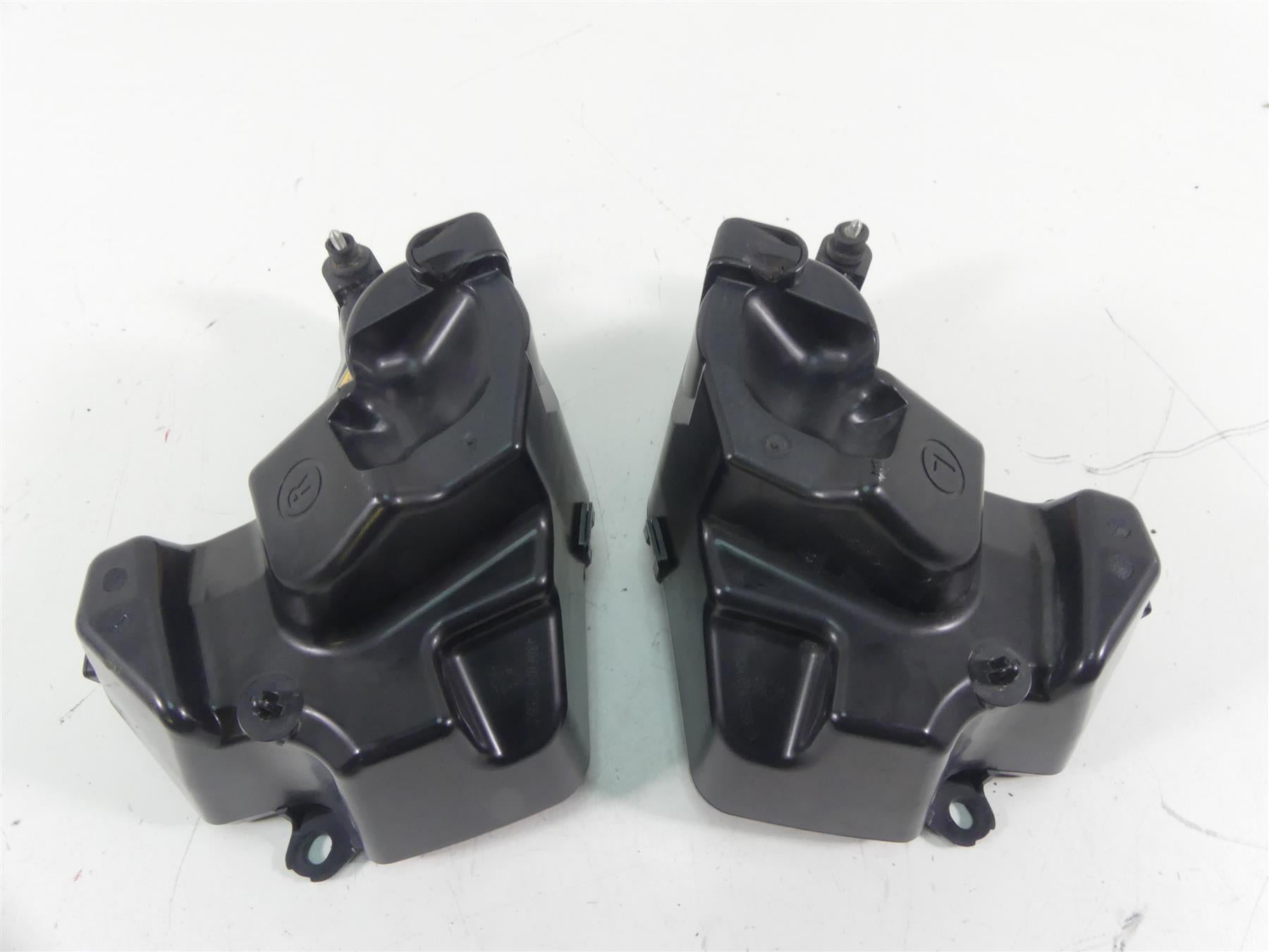 2017 BMW R1200RT K52 Left Right Front Speaker Set 65138543457 65138543458 {{ shop.shopifyCountryName }} - Mototech271