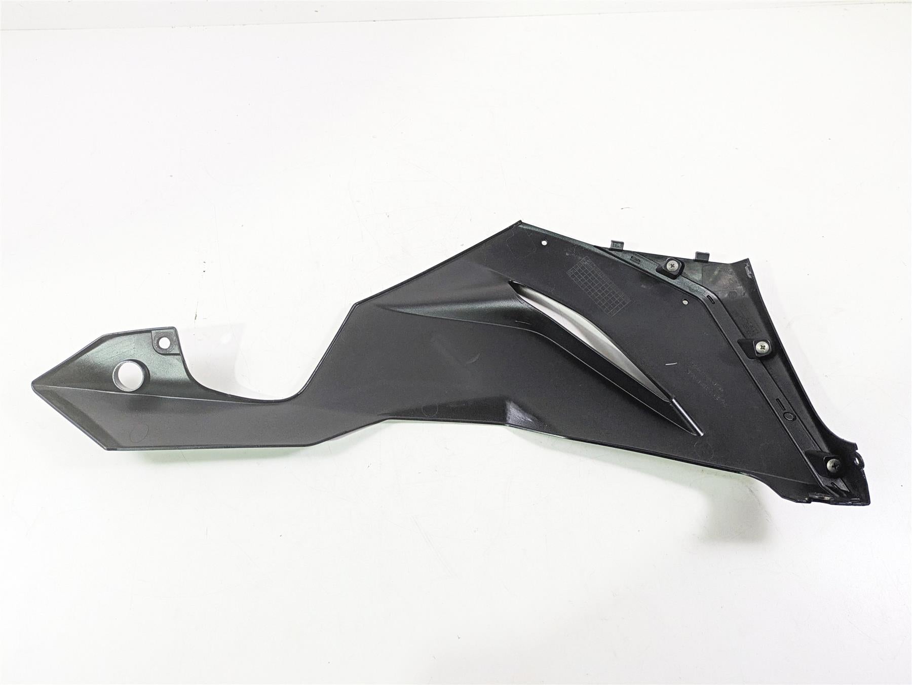 2020 Kawasaki ZX6R ZX636 Ninja Front Left Lower Fairing Belly Cover 55028-0450 {{ shop.shopifyCountryName }} - Mototech271