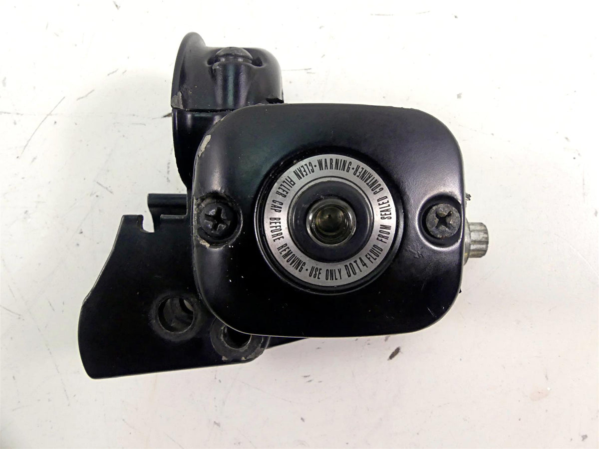 2013 Harley Softail FLSTFB Fat Boy Lo Front Brake Master Cylinder 9/16 45029-11D {{ shop.shopifyCountryName }} - Mototech271