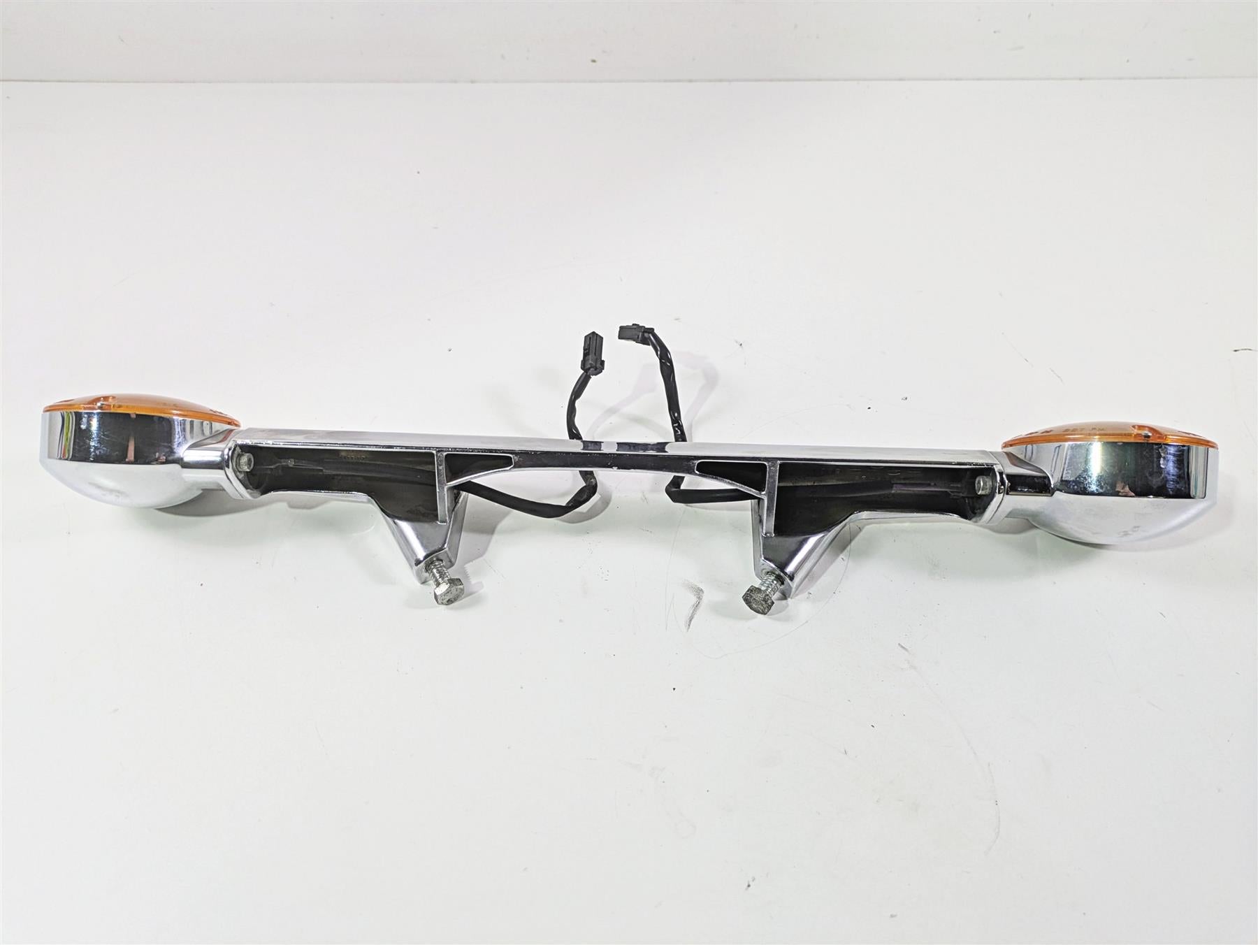1999 Harley Touring FLHTCUI E-Glide Rear Blinker Turn Signal Bar 68510-74C {{ shop.shopifyCountryName }} - Mototech271