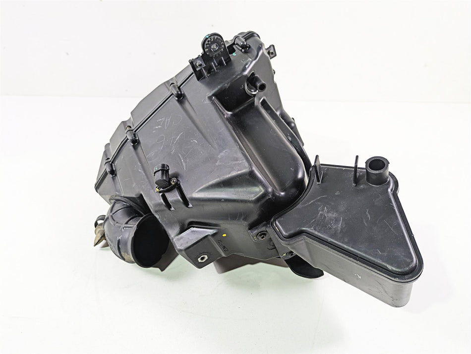 2018 Ducati Scrambler Desert Sled 800 Air Box Cleaner Breather Filter 44213103A {{ shop.shopifyCountryName }} - Mototech271