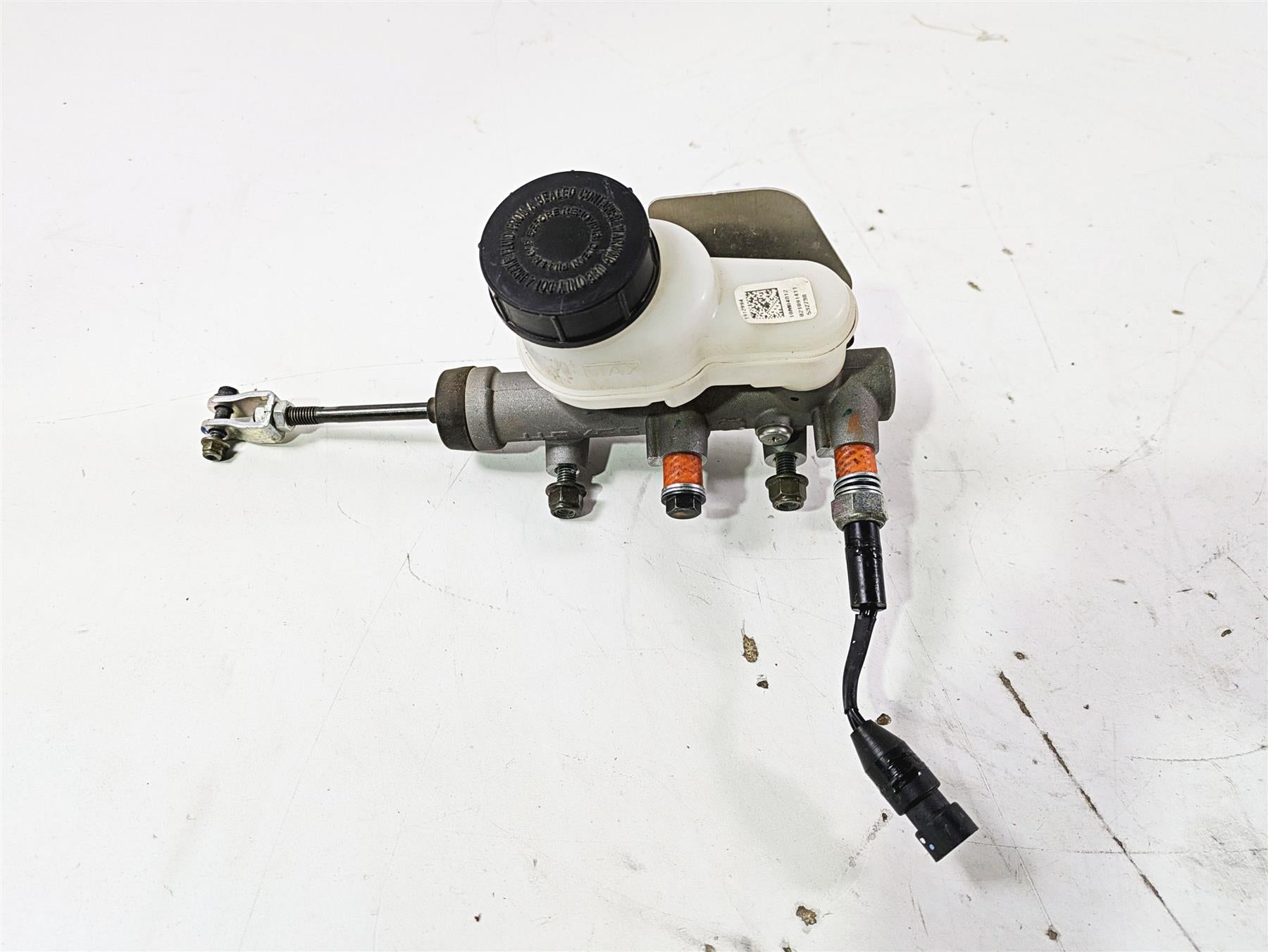 2022 Polaris RZR XP 4 1000 Premium Hayes Main Brake Master Cylinder 1911982 {{ shop.shopifyCountryName }} - Mototech271