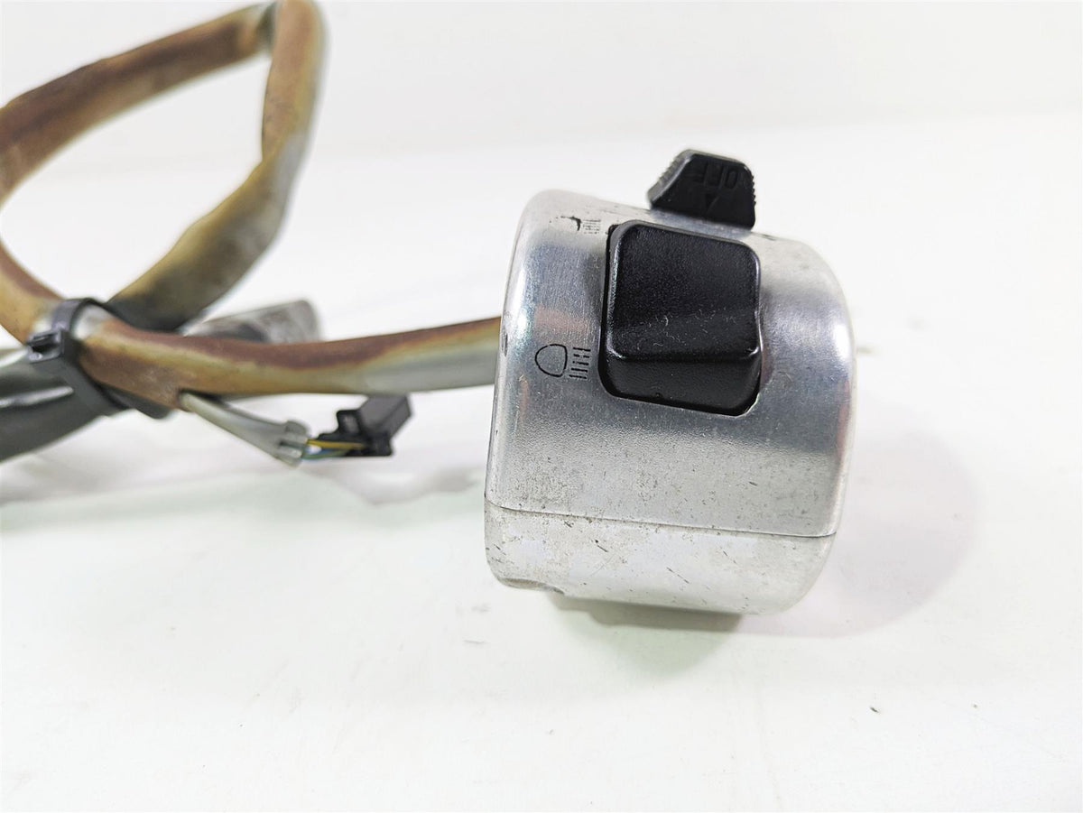 1999 Yamaha XV1600 Road Star Left Hand Turn Signal Control Switch 5BN-83972-00 {{ shop.shopifyCountryName }} - Mototech271