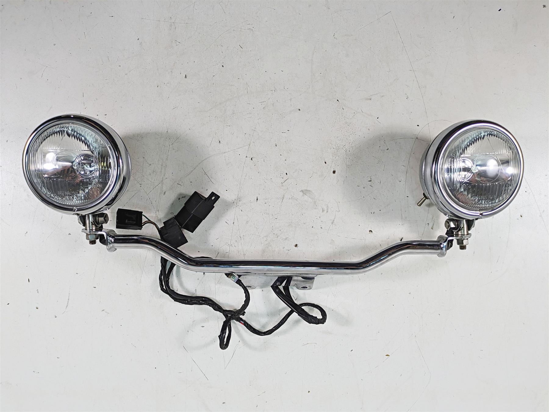 2011 Triumph America Auxiliary Lamps Spotlight Spot Light Bar