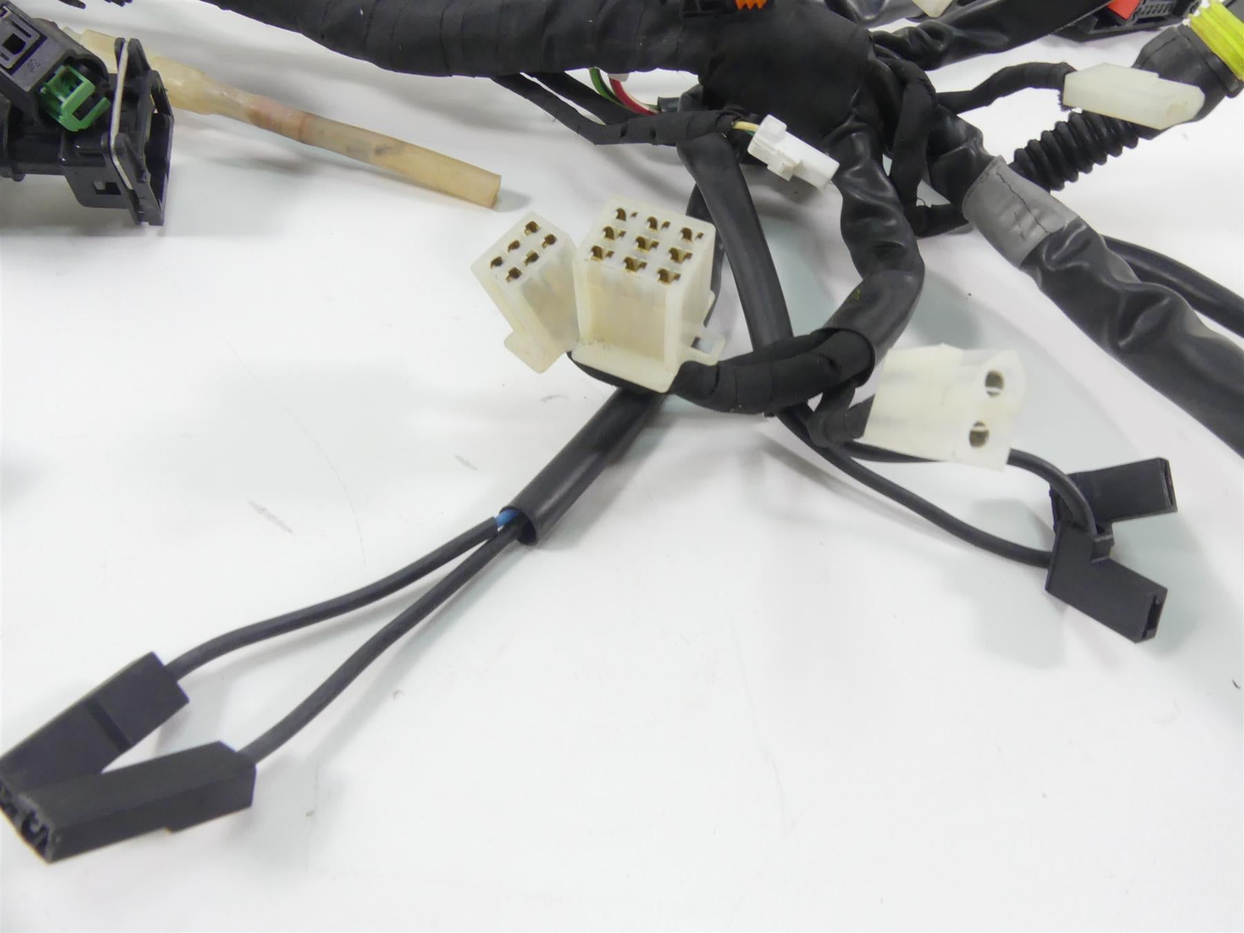 2016 Moto Guzzi V7 II Special 750 Main Wiring Harness Loom Abs - No Cut 2D000108 {{ shop.shopifyCountryName }} - Mototech271