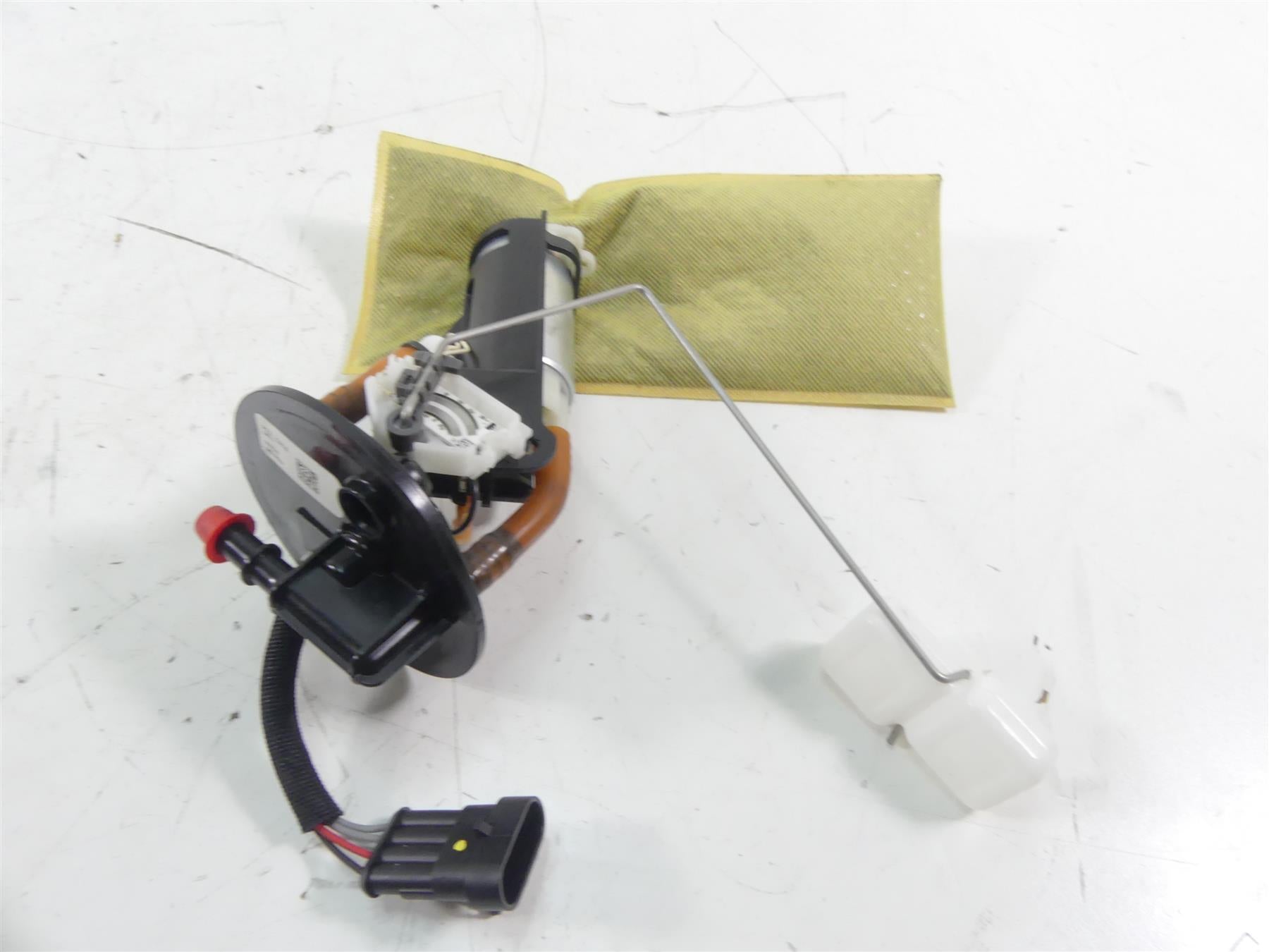 2019 Indian Motorcycle Co. FTR1200 Fuel Gas Petrol Pump -Tested 2522246