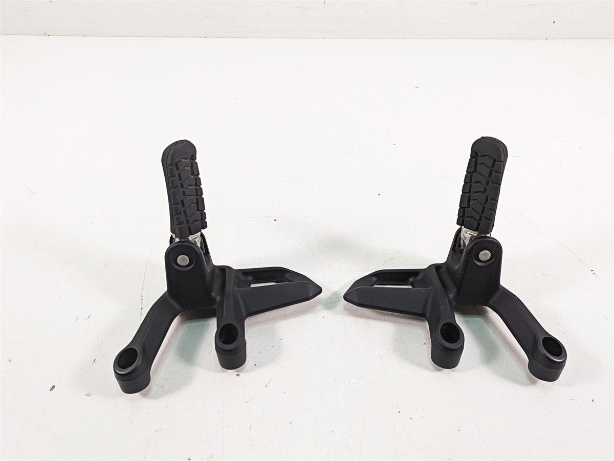 2020 KTM 1290 Super Adventure R Rear Passenger Footpeg Set 6030304800033S {{ shop.shopifyCountryName }} - Mototech271
