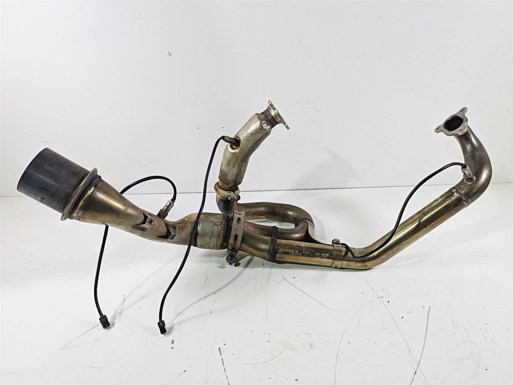 2022 KTM 1290 Super Adventure S Exhaust Header Manifold Mid Pipe Set 61905007100 {{ shop.shopifyCountryName }} - Mototech271