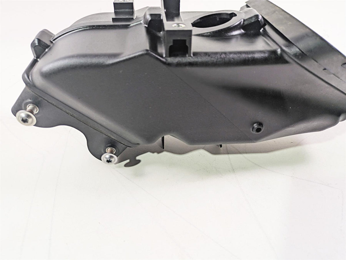 2016 Kawasaki ZX10R Ninja Front Center Air Duct Scoop Ram 39045-0041 {{ shop.shopifyCountryName }} - Mototech271