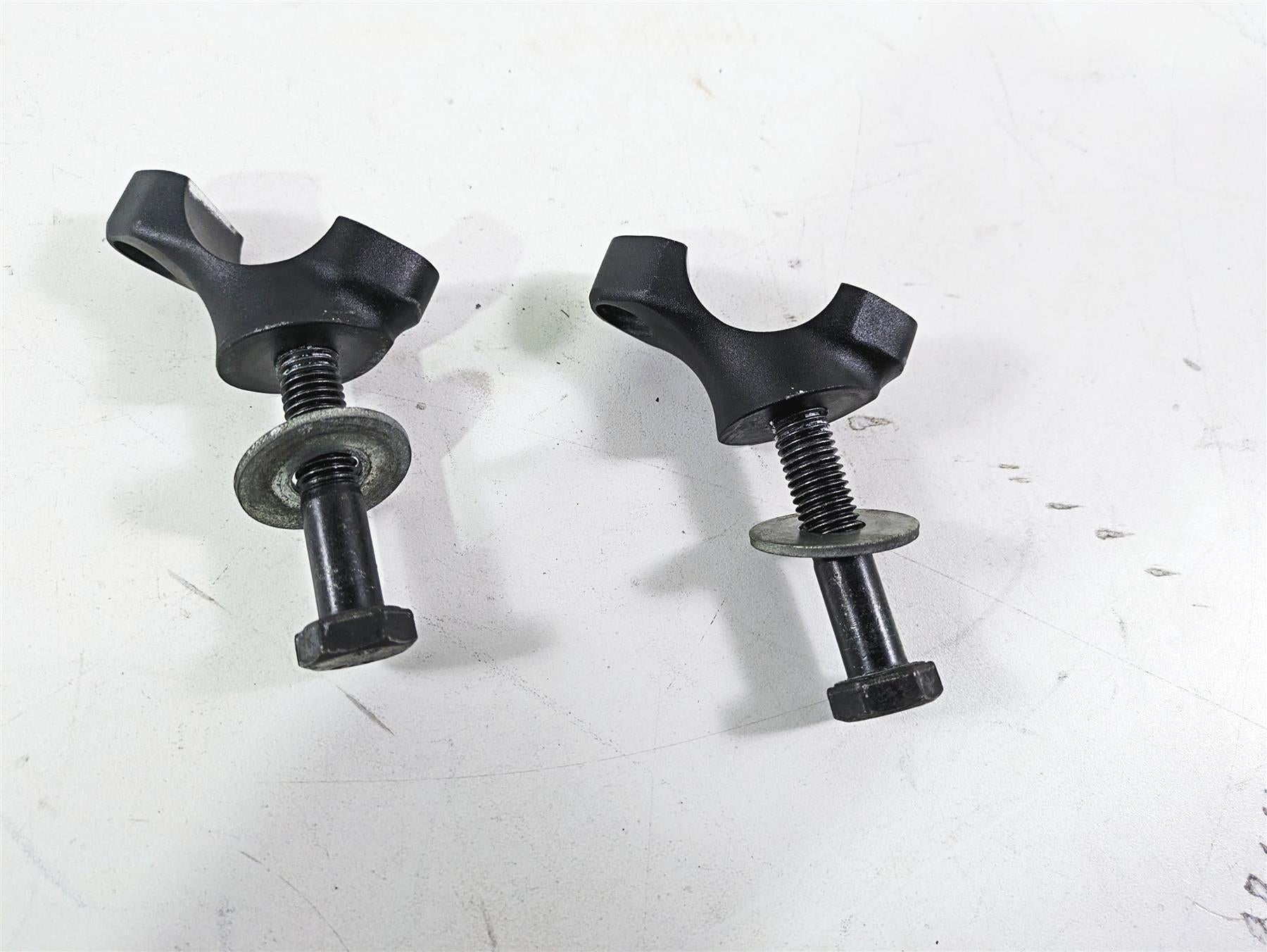 2018 Indian Chieftain Dark Horse Handlebar Riser Holder 5139656 {{ shop.shopifyCountryName }} - Mototech271