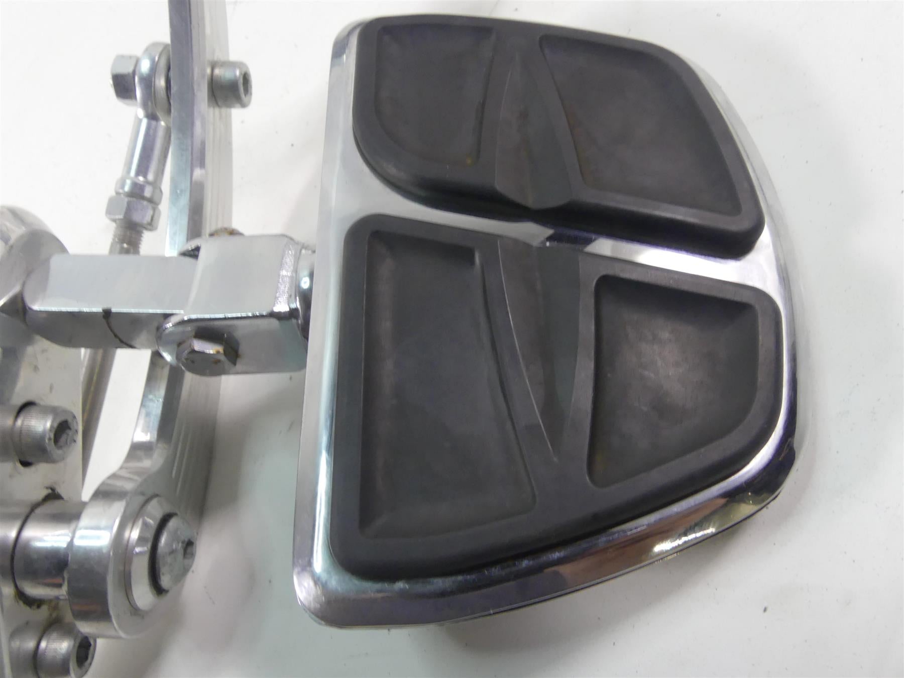 2002 Honda VTX1800 C RefinedCycle Right Floor Board Brake Pedal Set {{ shop.shopifyCountryName }} - Mototech271