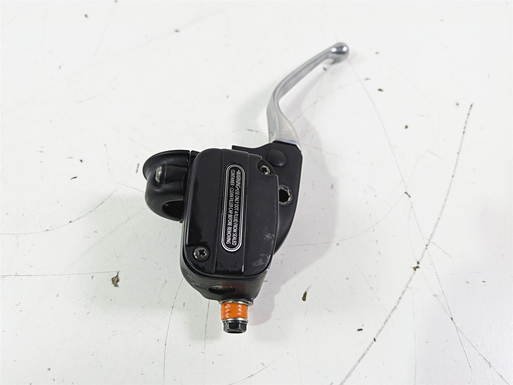 2012 Harley VRSCF Muscle V Rod Clutch Master Cylinder 11/16" 38744-09B {{ shop.shopifyCountryName }} - Mototech271