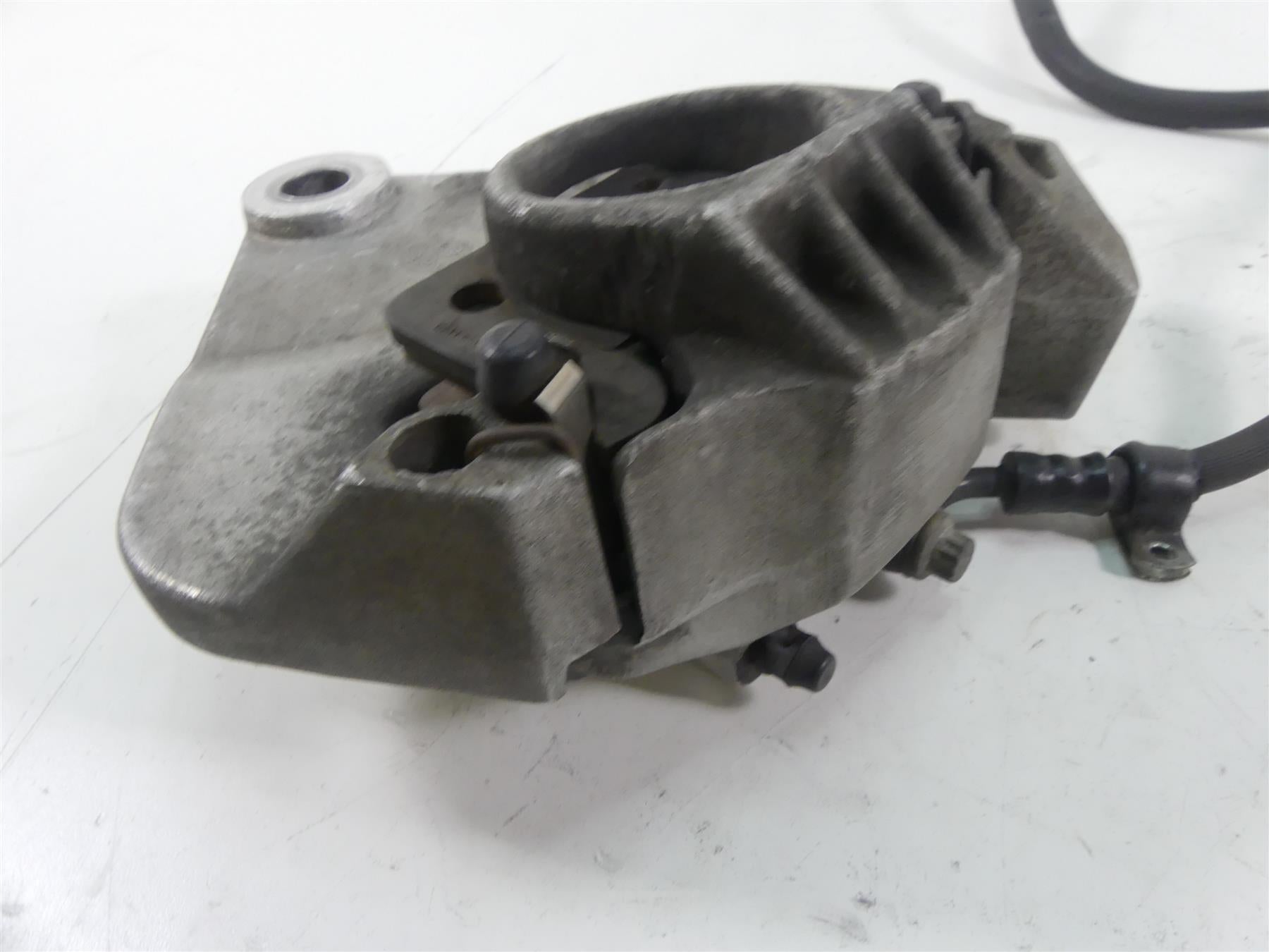1989 Harley Touring FLTC Tour Glide Rear Brake Caliper & Bracket Mount 44050-87 {{ shop.shopifyCountryName }} - Mototech271