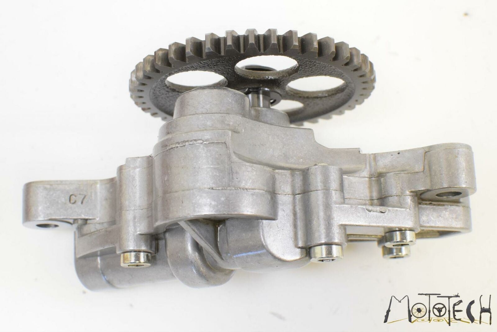 2007 Ducati 1098 S COMPLETE Oil Pump Assembly w/ Gears and Bolts 17420381A {{ shop.shopifyCountryName }} - Mototech271