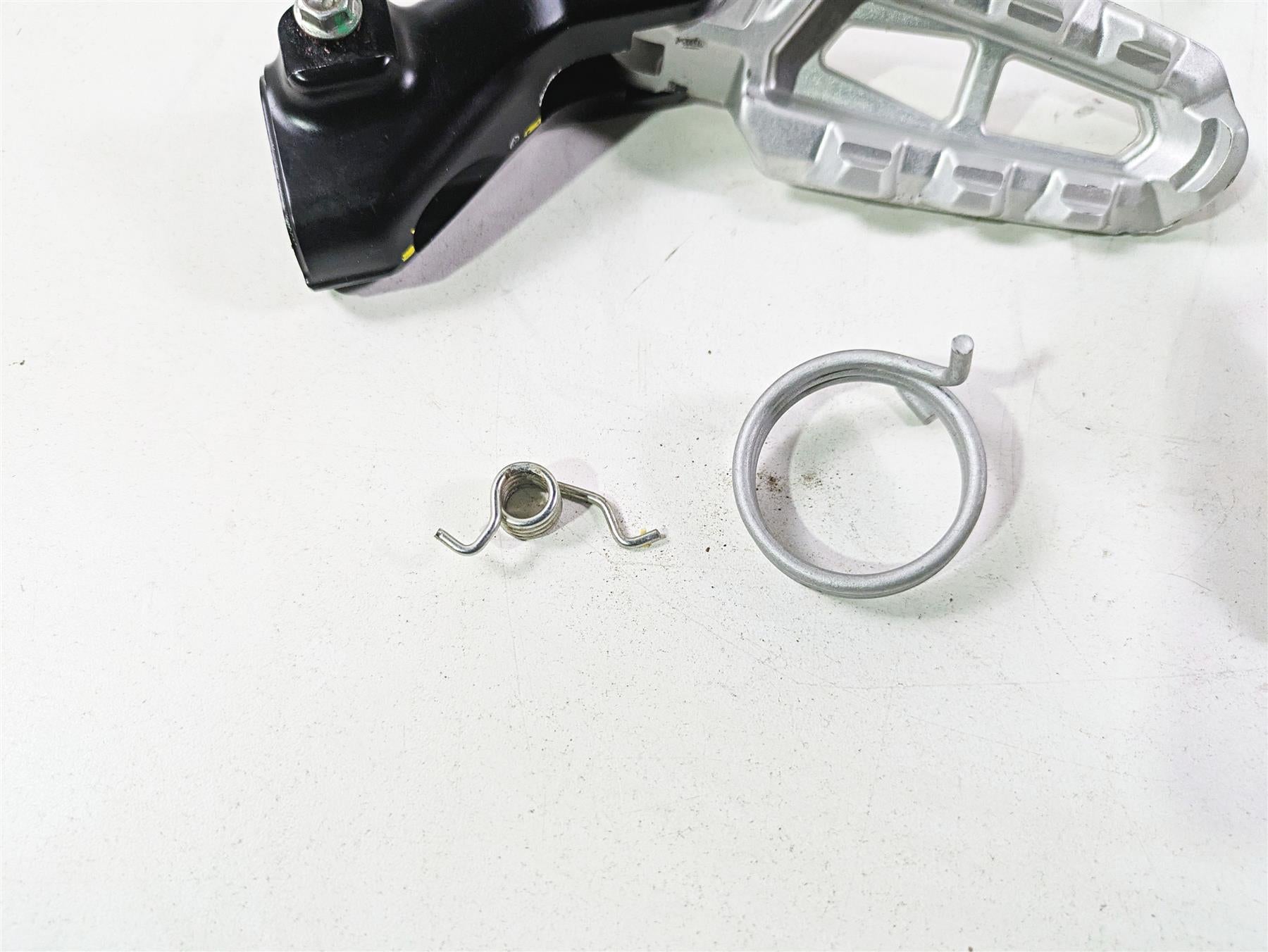 2022 Ducati Scrambler Desert Sled Right Foot Peg & Brake Pedal Set 82433651A {{ shop.shopifyCountryName }} - Mototech271