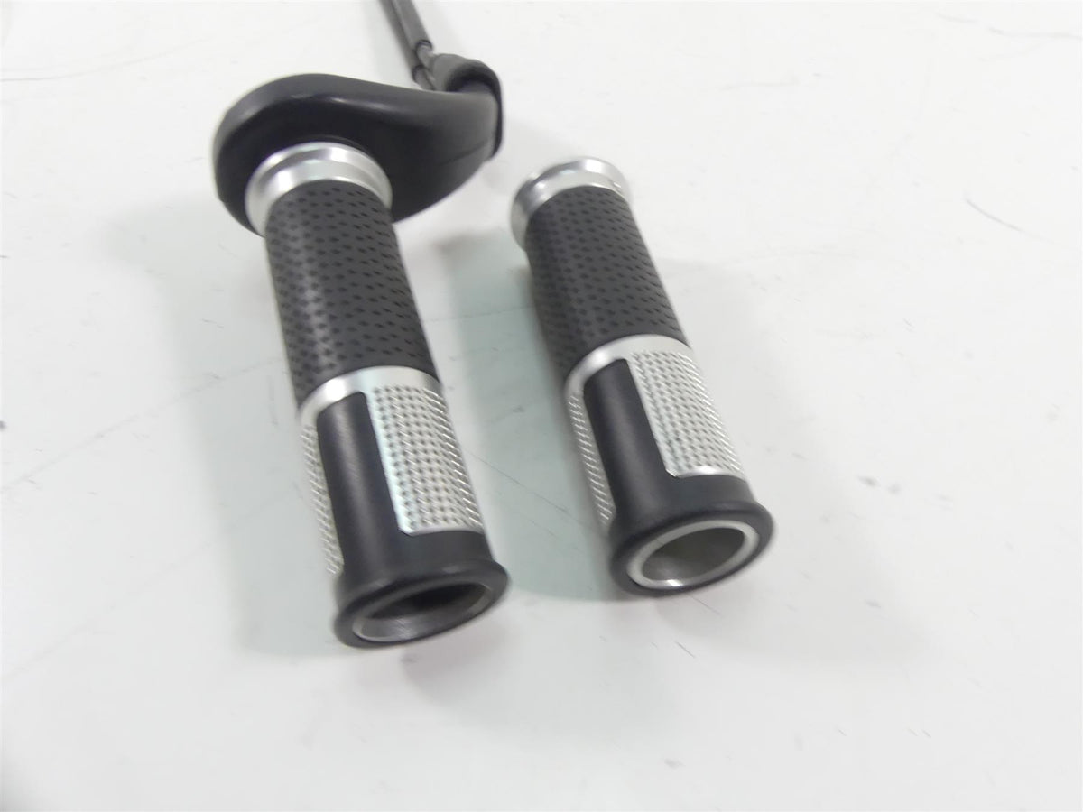 2006 Ducati 999 Biposto Throttle Cable + Grip Set 65420161A {{ shop.shopifyCountryName }} - Mototech271