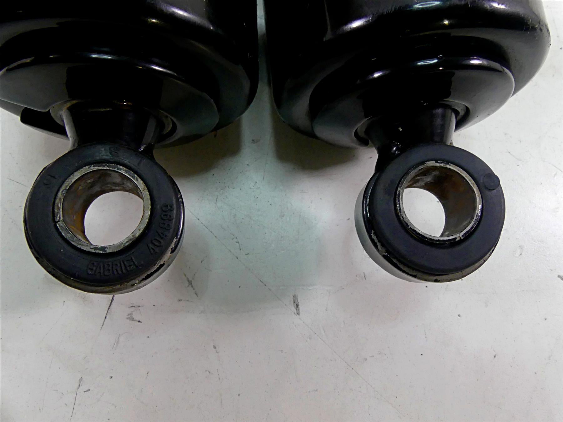 2002 Harley Touring FLHTC Rear 13" Progressive Suspension Shock Set 412-4020 {{ shop.shopifyCountryName }} - Mototech271