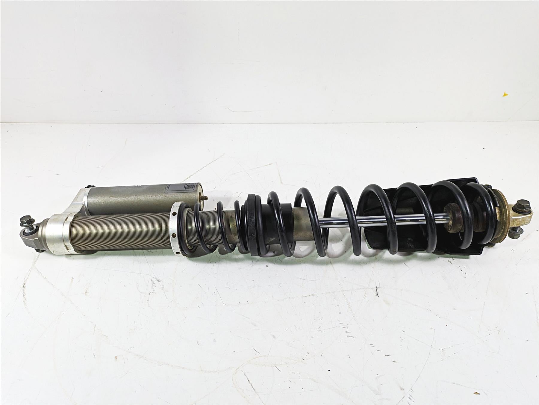 2020 Polaris RZR XP 1000 EPS Walker Evans Racing Rear Left Shock Damper 7045258 {{ shop.shopifyCountryName }} - Mototech271