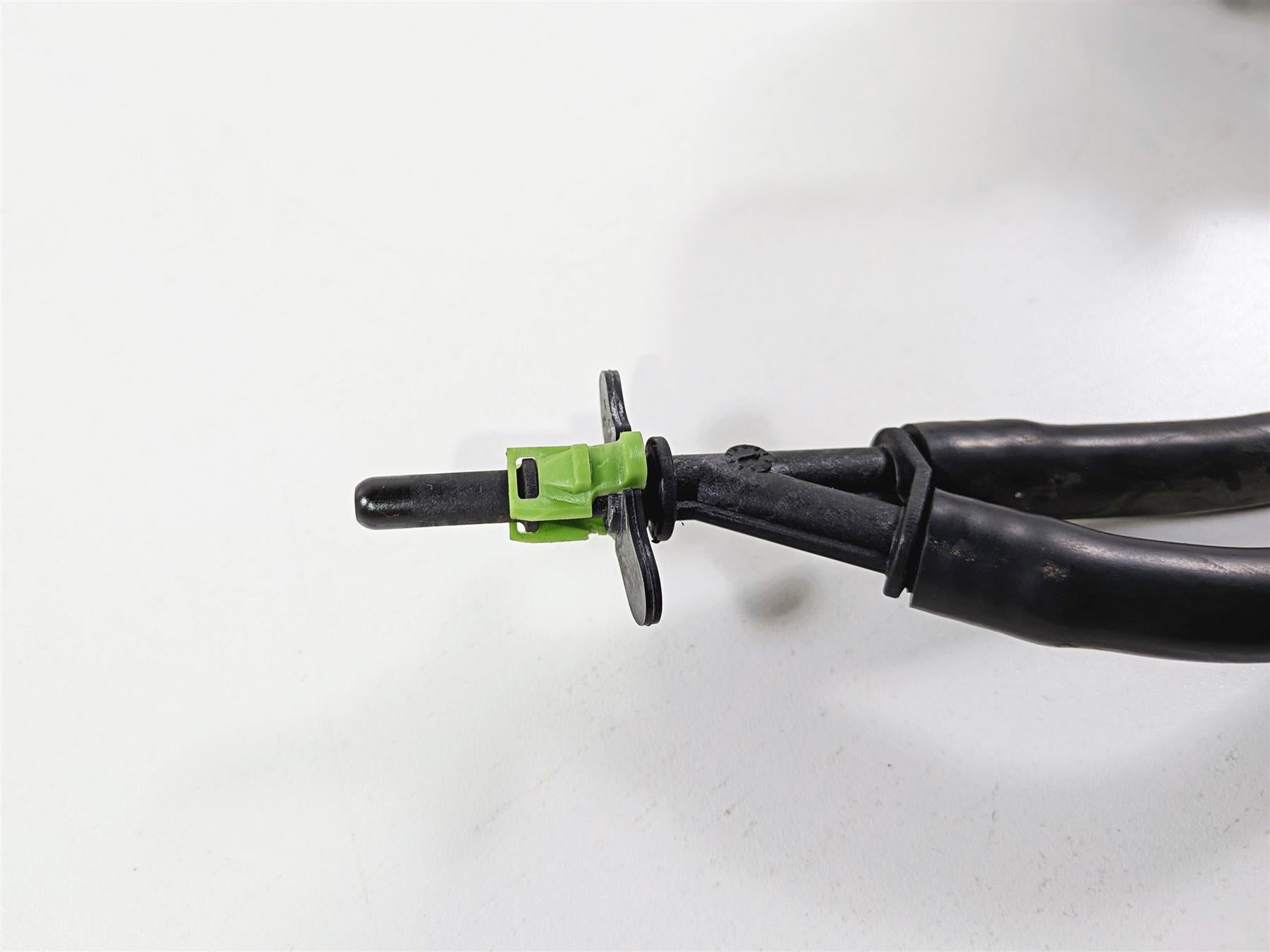 2010 Honda VT1300 CR Stateline Intake Manifold & Fuel Injectors 17111-MFR-670 {{ shop.shopifyCountryName }} - Mototech271