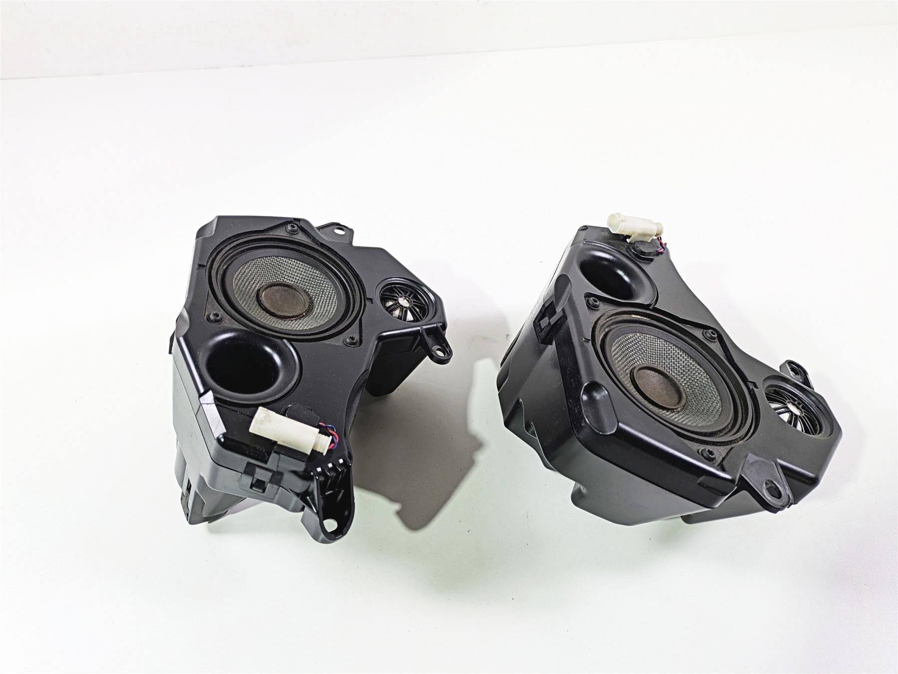2019 BMW R1250RT K52 Front Audio Speaker Set 65138543457 65138543458 {{ shop.shopifyCountryName }} - Mototech271