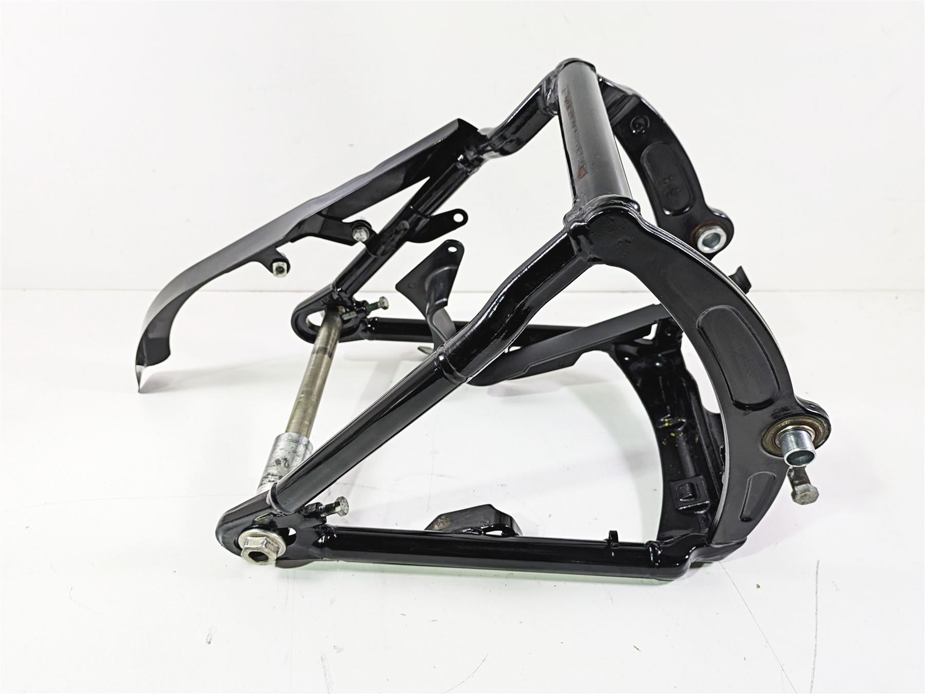 2017 Harley FLS Softail Slim Rear Swingarm Swing Arm & Guards 47573-11BHP {{ shop.shopifyCountryName }} - Mototech271