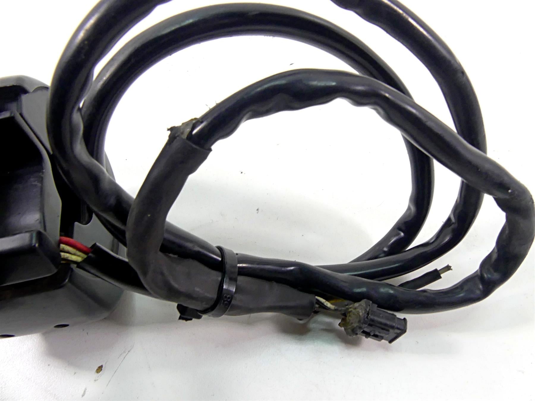 2014 Harley Dyna FXDB Street Bob Right Hand Light Control Switch -Read 71500068 {{ shop.shopifyCountryName }} - Mototech271