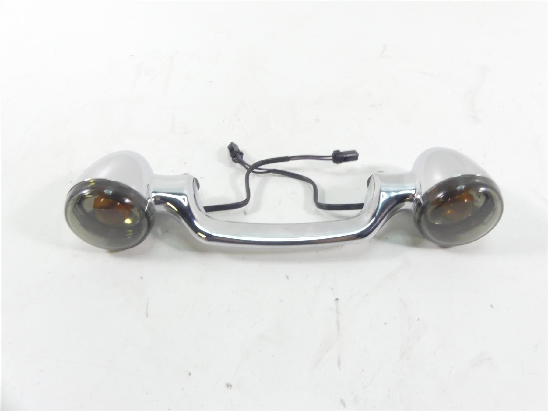2007 Harley FLHTCU SE CVO Electra Glide Rear Blinker Turn Signal Bar 68997-04 {{ shop.shopifyCountryName }} - Mototech271