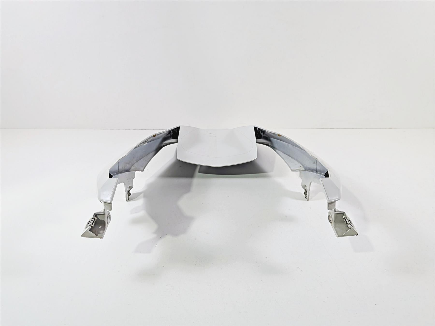 2015 BMW R1200GS K50 White Front Upper Fender Cover Fairing 46618532214 {{ shop.shopifyCountryName }} - Mototech271