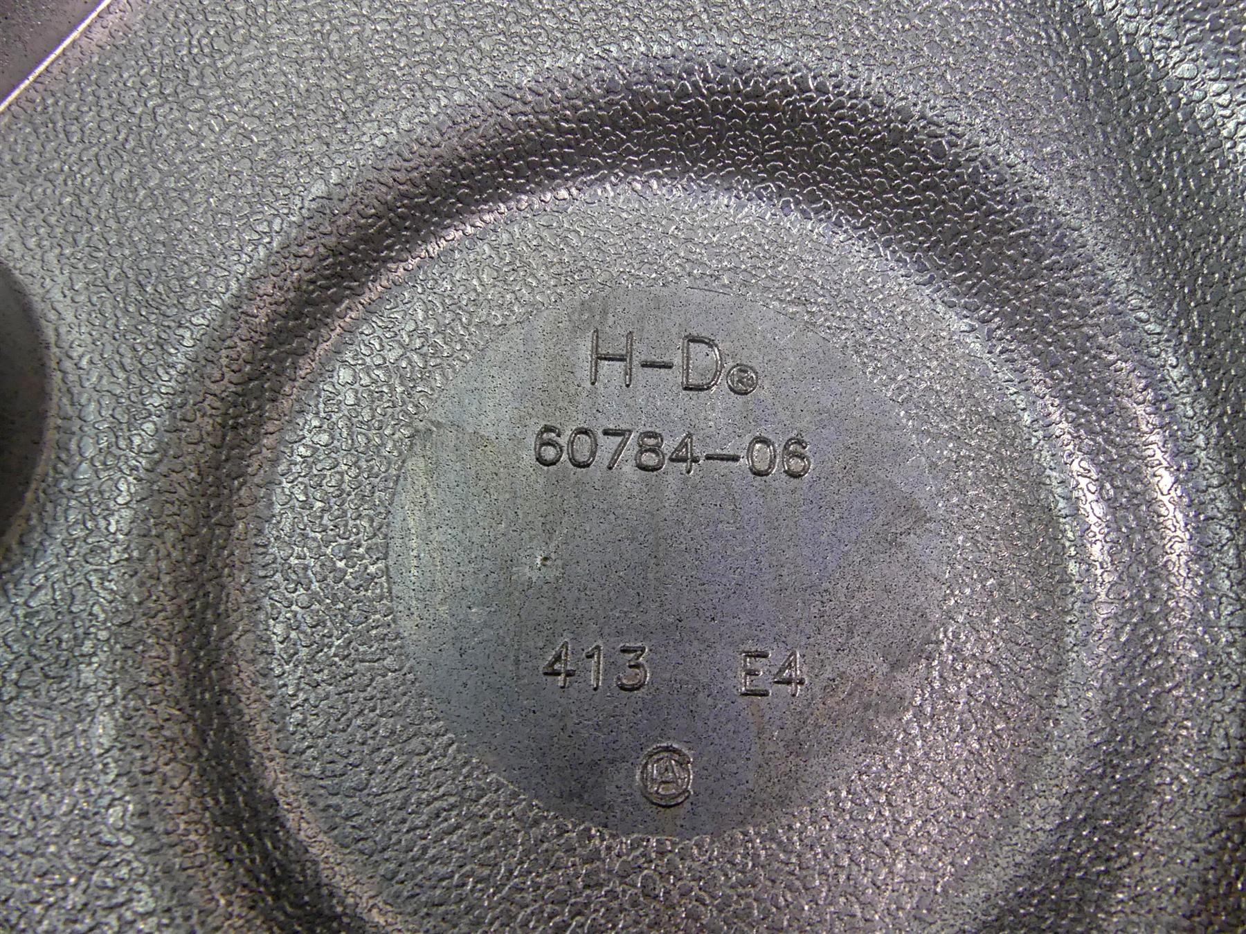 2010 Harley FXDF Dyna Fat Bob Outer Primary Drive Clutch Cover 60784-06 {{ shop.shopifyCountryName }} - Mototech271