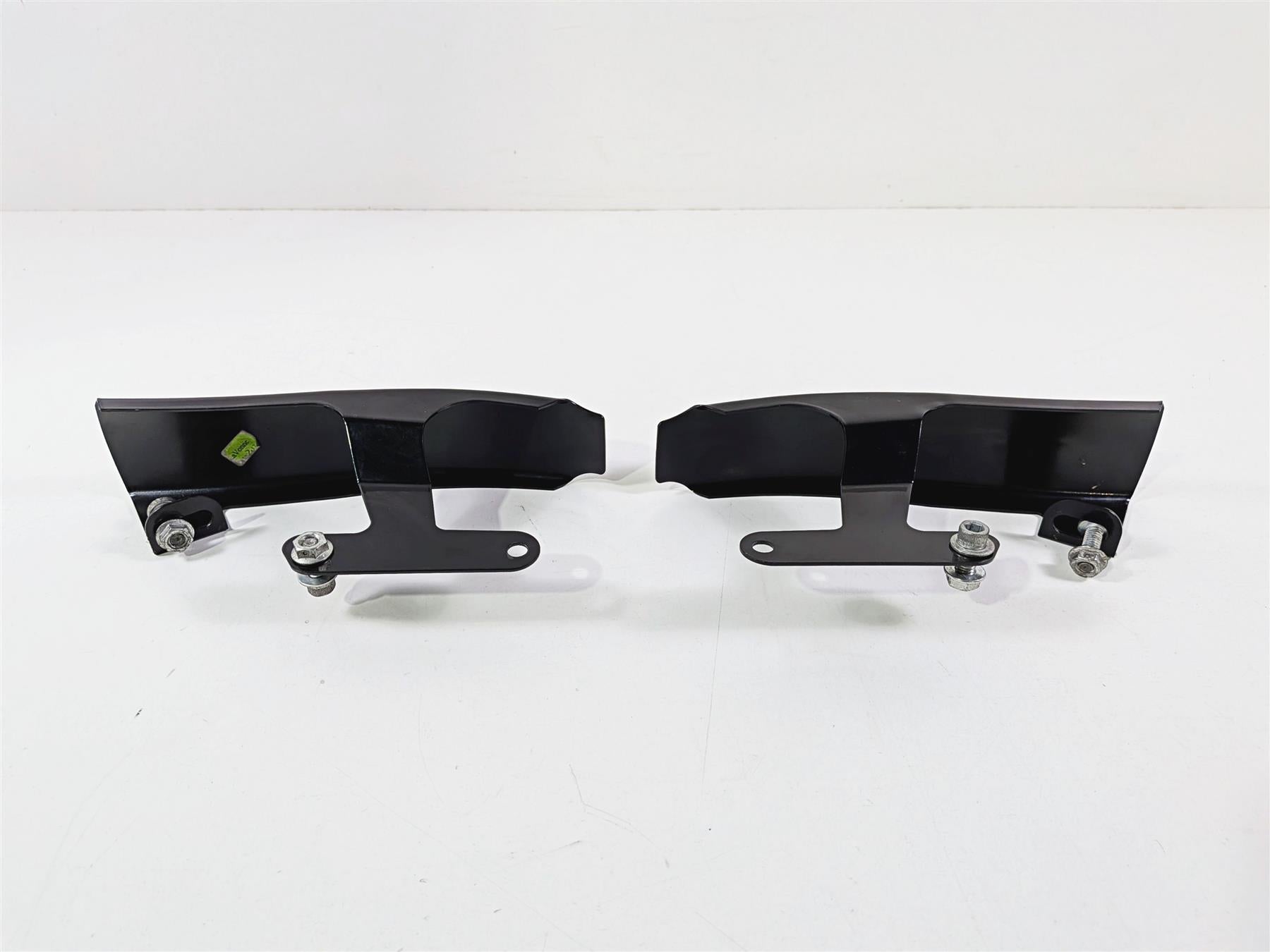 2011 Harley Touring FLHTCU CVO Electra Glide Saddlebag Fender Trim 90200379DFP-Mototech271
