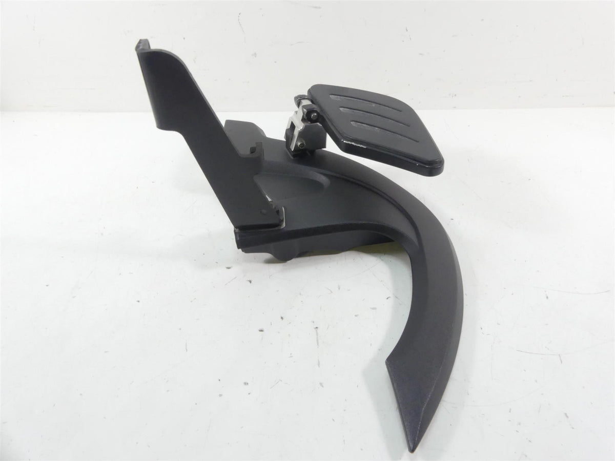 2011 Victory Vision Tour Right Rear Floorboard Floor Foot Board & Mount 5135906 {{ shop.shopifyCountryName }} - Mototech271