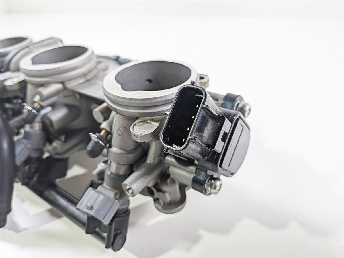 2023 Yamaha MT10 MTN1000 Throttle Body Fuel Injection Mikuni B5Y-13750-10-00 {{ shop.shopifyCountryName }} - Mototech271