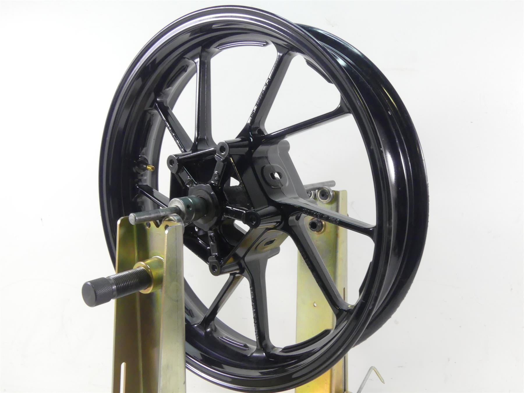 2015 Yamaha MT09 FZ09 Straight Front Wheel Rim 17x3.5 -Read 1RC-25168-00-00 | Mototech271