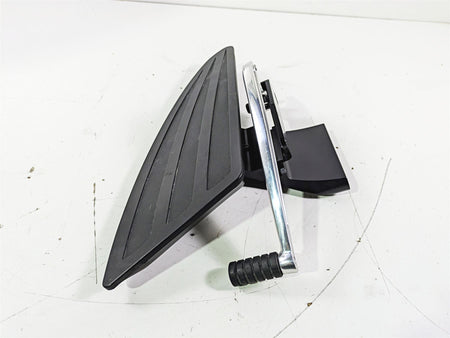 2012 Victory Cross Country Front Right Floorboard & Brake Pedal 5135045 5134178 {{ shop.shopifyCountryName }} - Mototech271