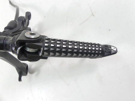 2013 Kawasaki ZX636 ZX6R Ninja Right Footpeg & Bracket Set 35063-0590-18R {{ shop.shopifyCountryName }} - Mototech271