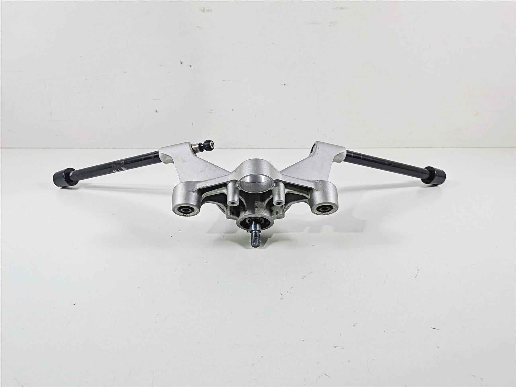 2016 BMW R1200RT RT RTW K52 Handlebar & Triple Tree Set 32718520053 {{ shop.shopifyCountryName }} - Mototech271