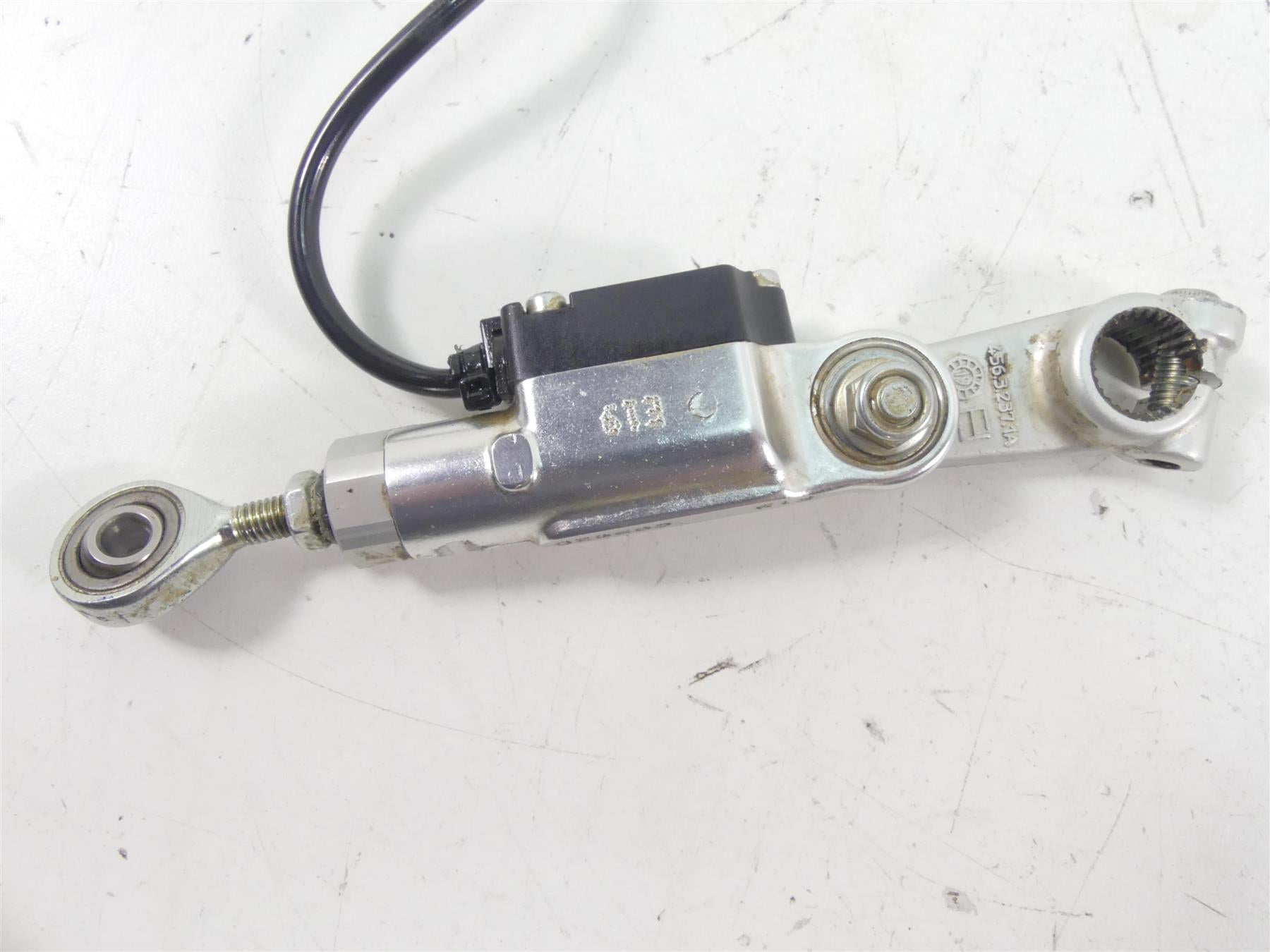2020 Ducati Multistrada 1260 Enduro Quickshifter Quick Shifter 55215494B G0902D {{ shop.shopifyCountryName }} - Mototech271