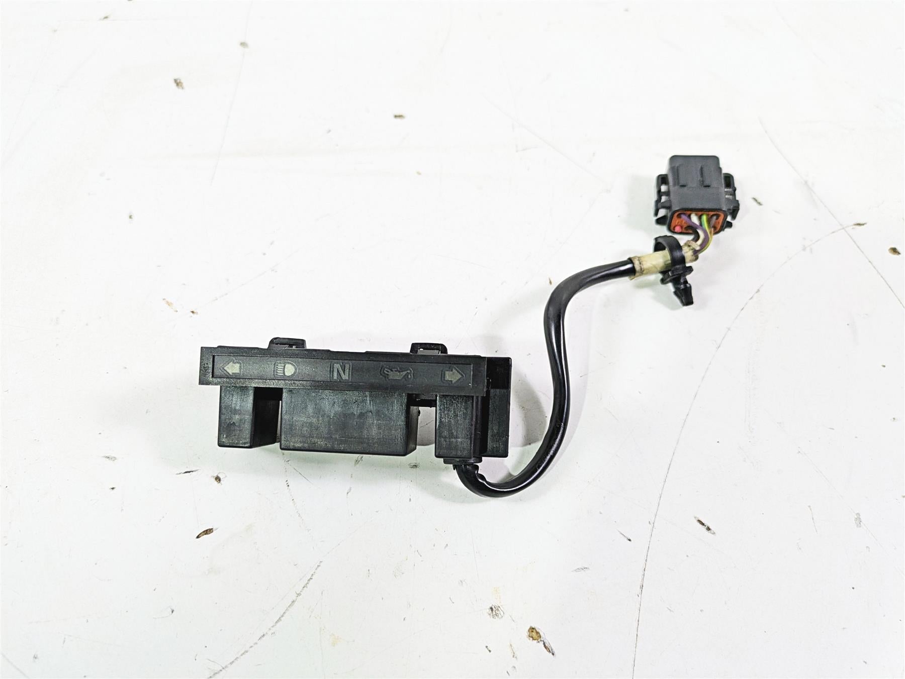 2005 Harley Softail FLSTSCI Heritage Springer Instrument Lights 68113-99C | Mototech271