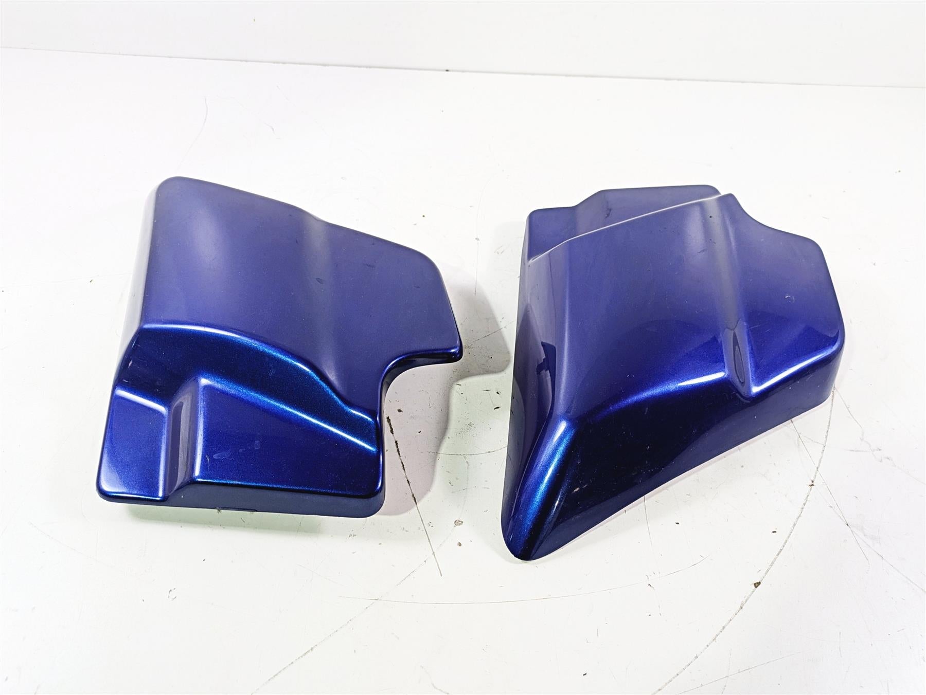 2016 Harley Touring FLTRX Road Glide Side Cover Fairing Set 66048-09A 66250-09 {{ shop.shopifyCountryName }} - Mototech271