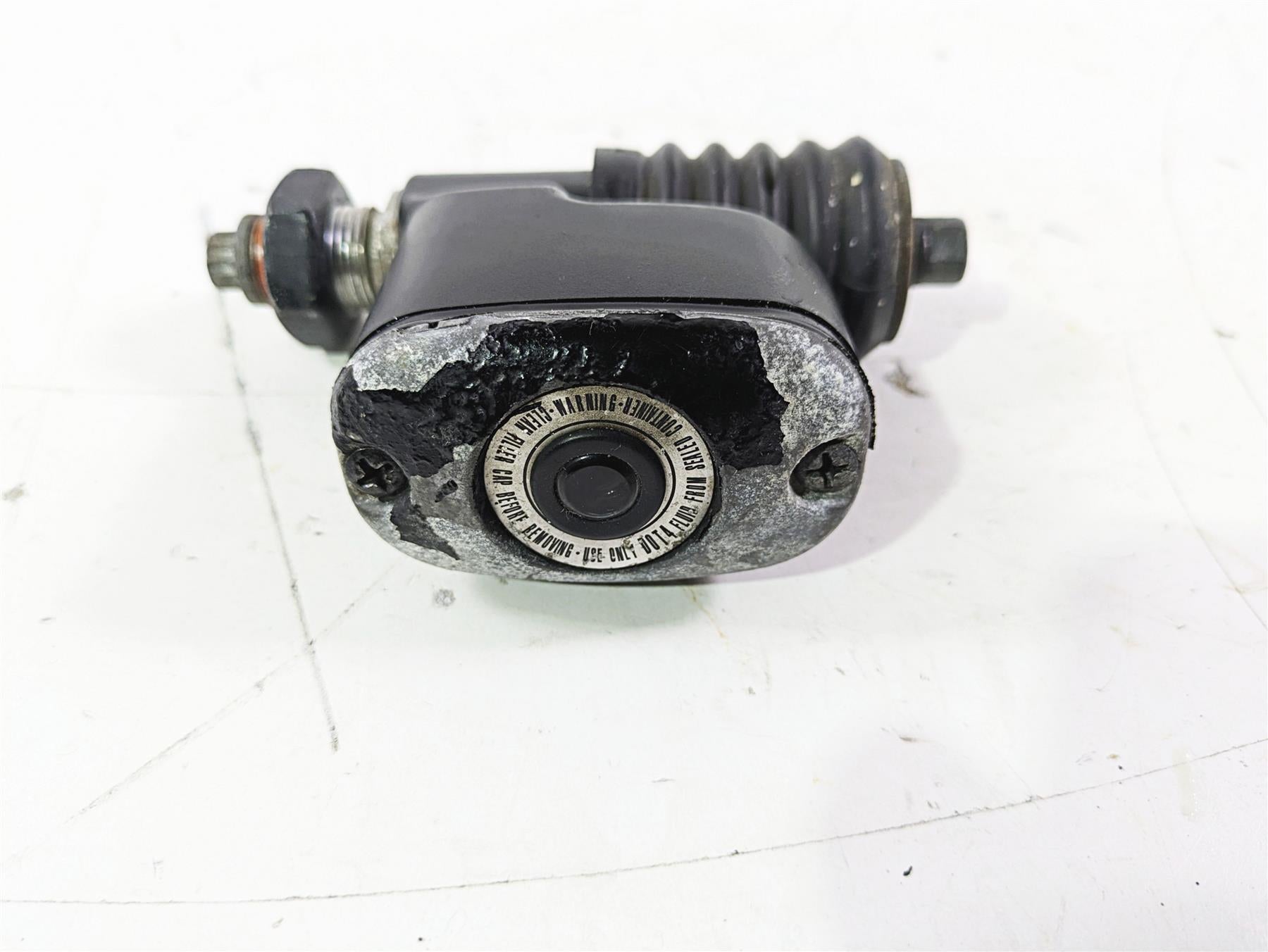 2007 Harley FXDWG Dyna Wide Glide Rear Brake Master Cylinder 42474-06C {{ shop.shopifyCountryName }} - Mototech271