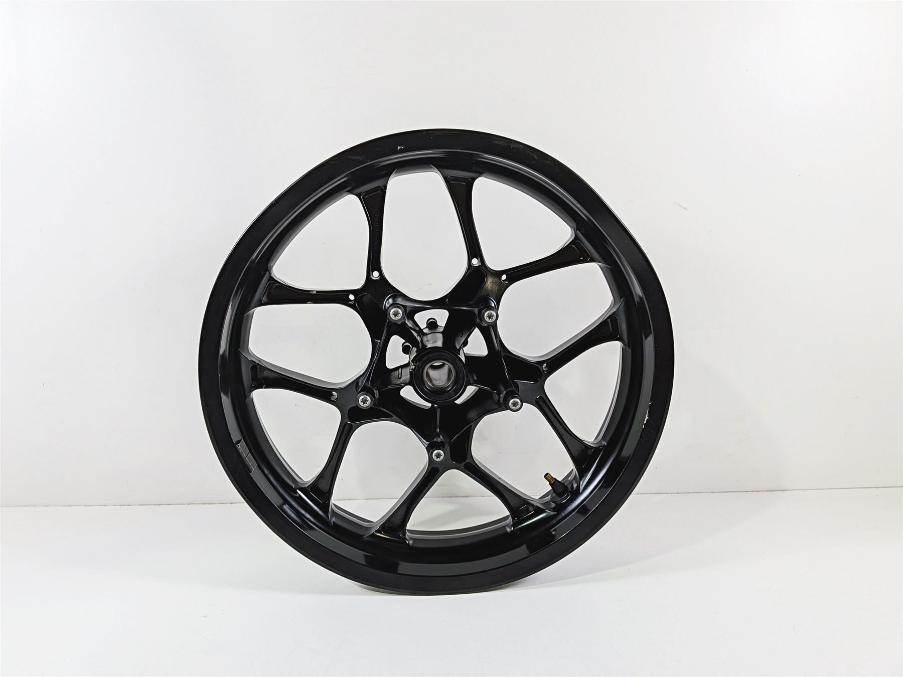 2024 Yamaha YZF R1 RN65 17x3.5 Front Wheel Rim - Damage - Read 2CR-25168-00 {{ shop.shopifyCountryName }} - Mototech271