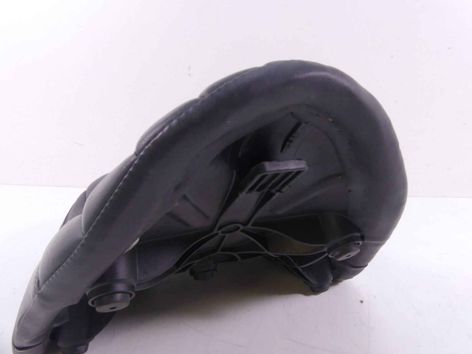 2019 Harley Softail FXBB Street Bob Driver Rider Saddle Seat - No Tear 52000264 {{ shop.shopifyCountryName }} - Mototech271