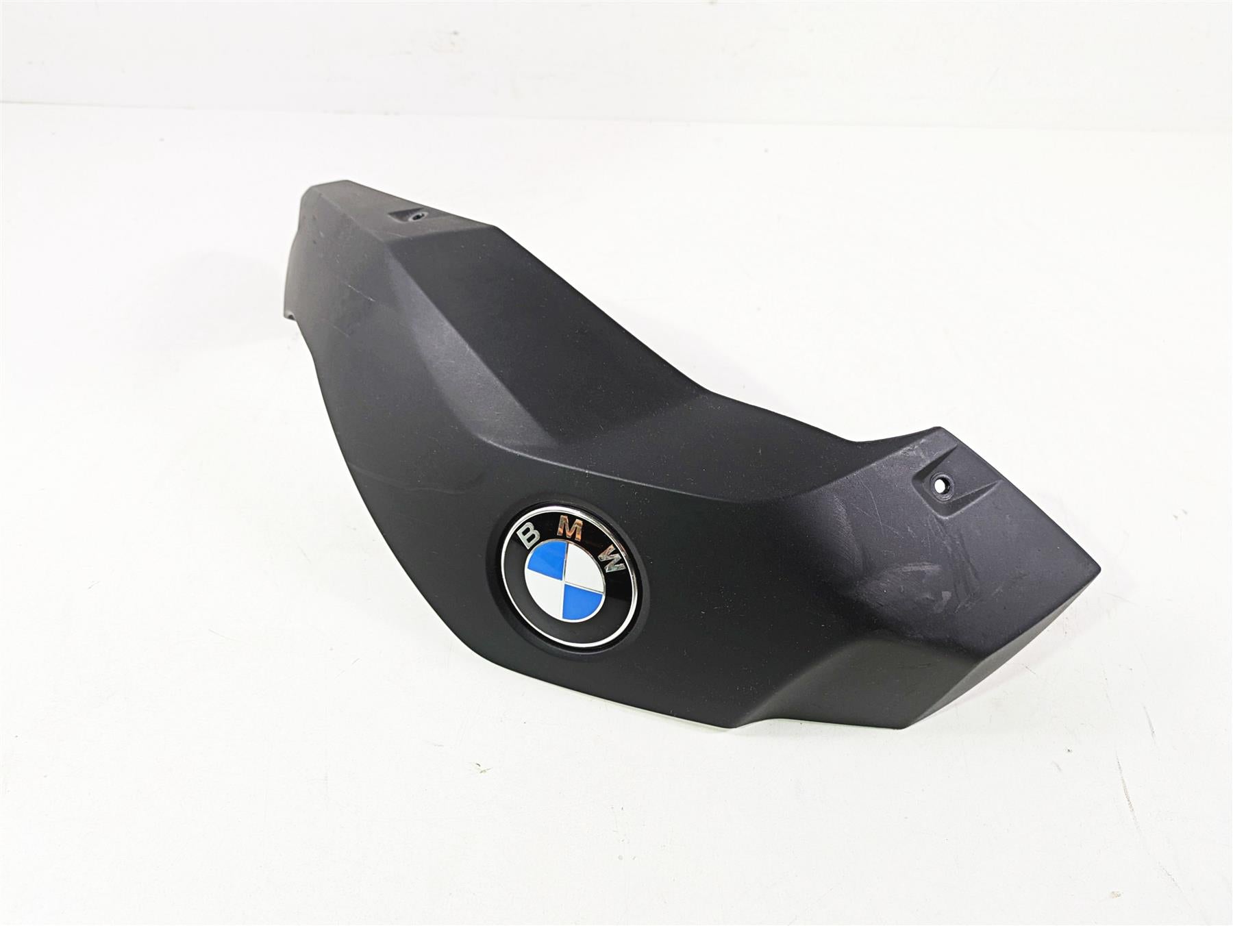 2009 BMW R1200GS K255 Adv Right Side Fuel Tank Cover & Emblem 46637706288 {{ shop.shopifyCountryName }} - Mototech271