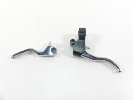 2005 Harley Dyna FXDLI Low Rider VF One Finger Easy Pull Clutch Perch & Lever {{ shop.shopifyCountryName }} - Mototech271