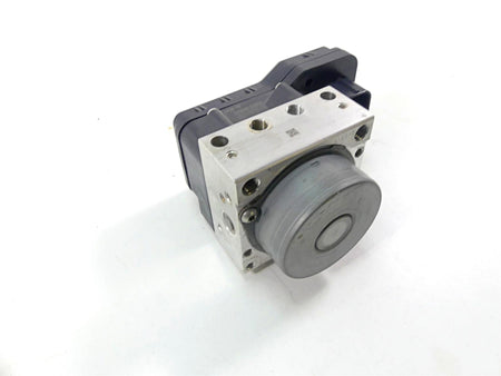 2012 Yamaha VMX17 VMAX 1700 Abs Brake Pump Module Unit 2S3-85930-19-00 {{ shop.shopifyCountryName }} - Mototech271