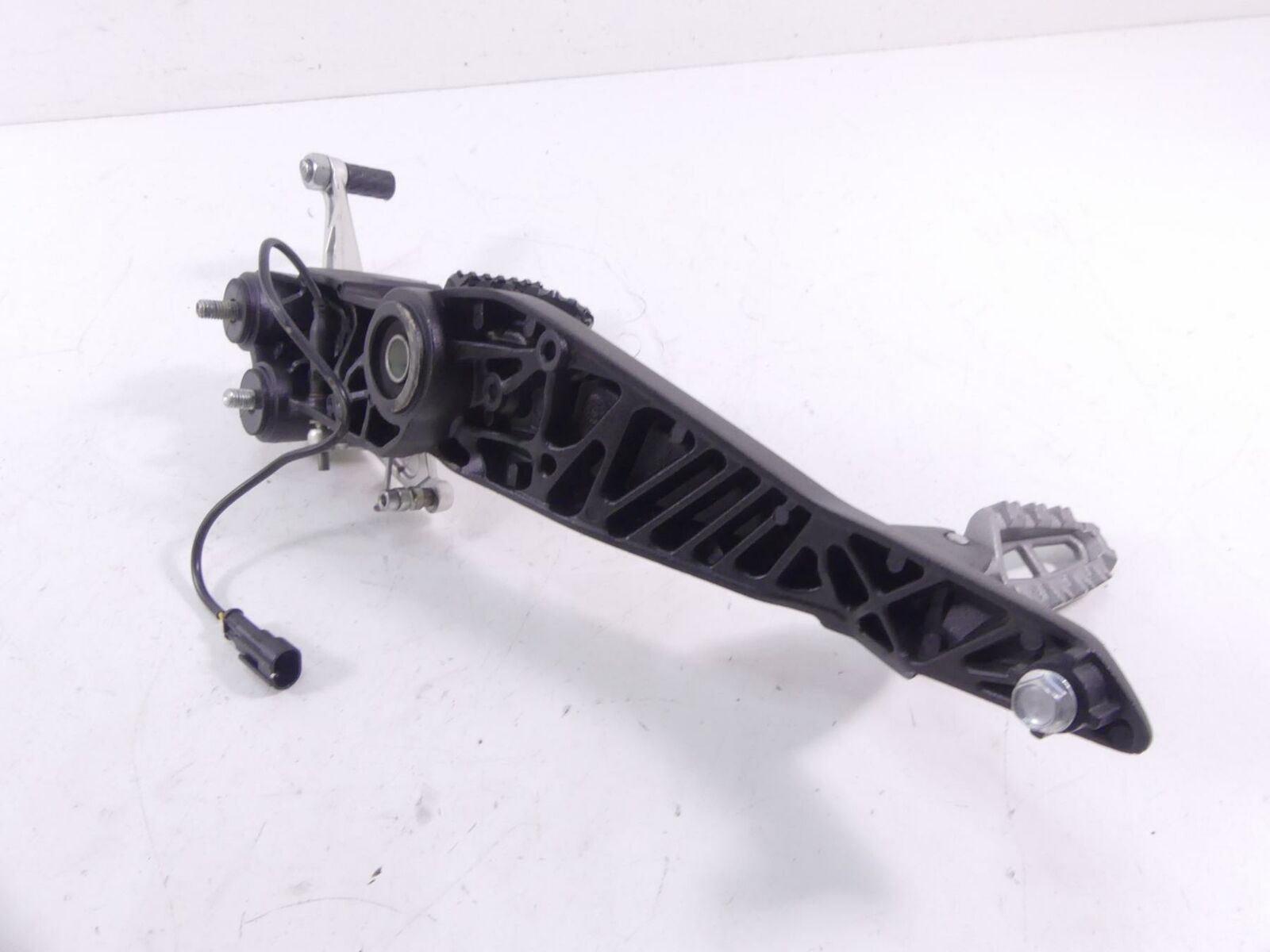 2016 Ducati Hypermotard 939SP Right Foot Peg Bracket + Brake Pedal 82412101CA {{ shop.shopifyCountryName }} - Mototech271