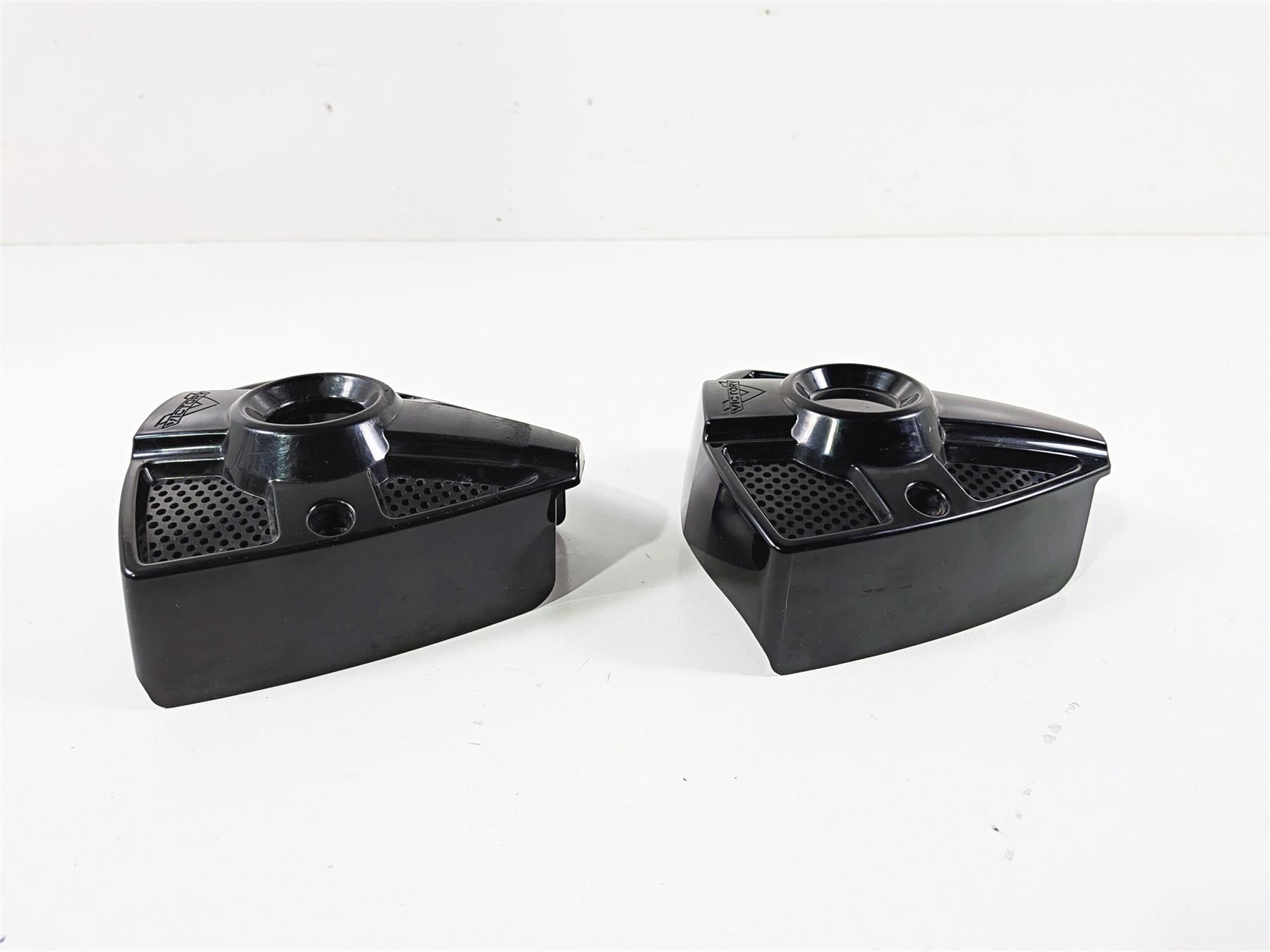 2017 Victory Octane 1200 Triangle Side Cover Set - Read 5453138 5633067 {{ shop.shopifyCountryName }} - Mototech271
