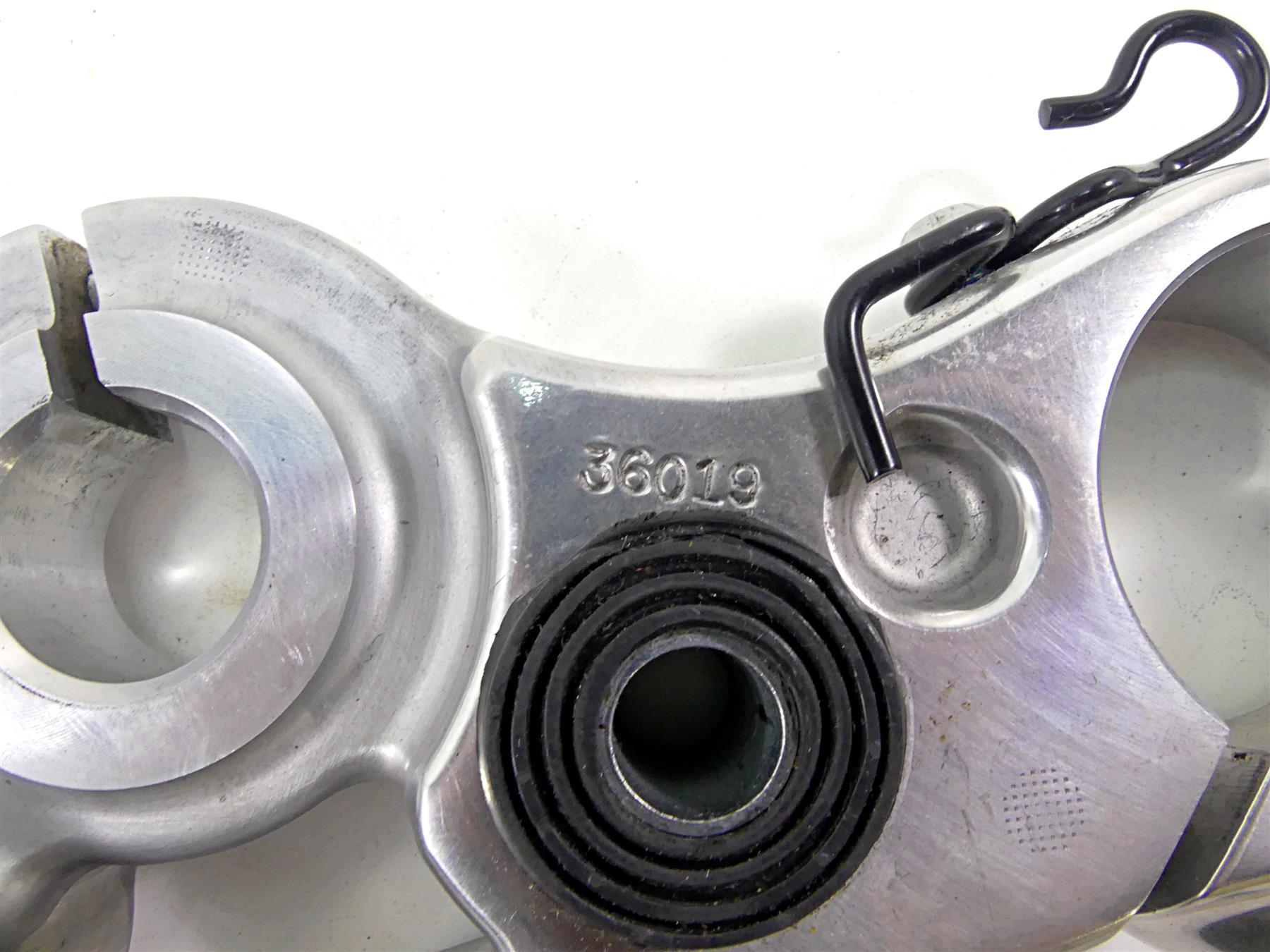 2020 Harley Softail FXST Standard Upper Triple Tree Steering Clamp 45900298 {{ shop.shopifyCountryName }} - Mototech271