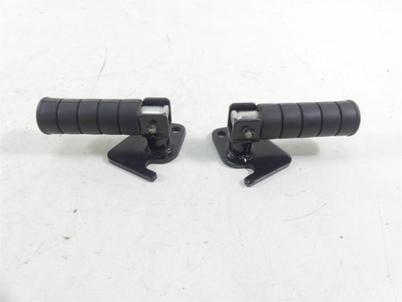 2002 Yamaha XVS1100 V-Star Rear Passenger Footpeg Foot Rest Set 5EL-27430-00-00 {{ shop.shopifyCountryName }} - Mototech271