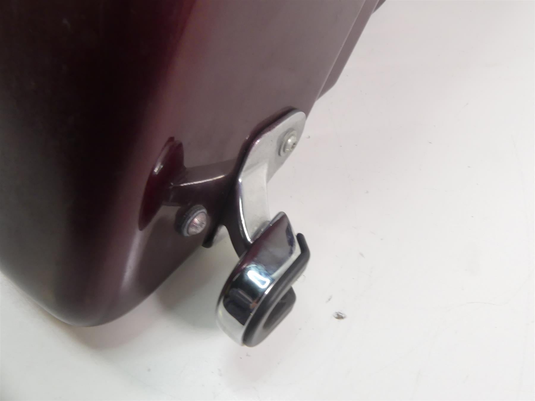 2015 Harley FLD Dyna Switchback Left Right Saddle Bag Saddlebag Set 90200019BDK {{ shop.shopifyCountryName }} - Mototech271